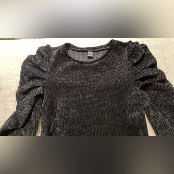 SHEIN NWOT Black Ruffled Long Sleeve Blouse - Picture 3 of 6